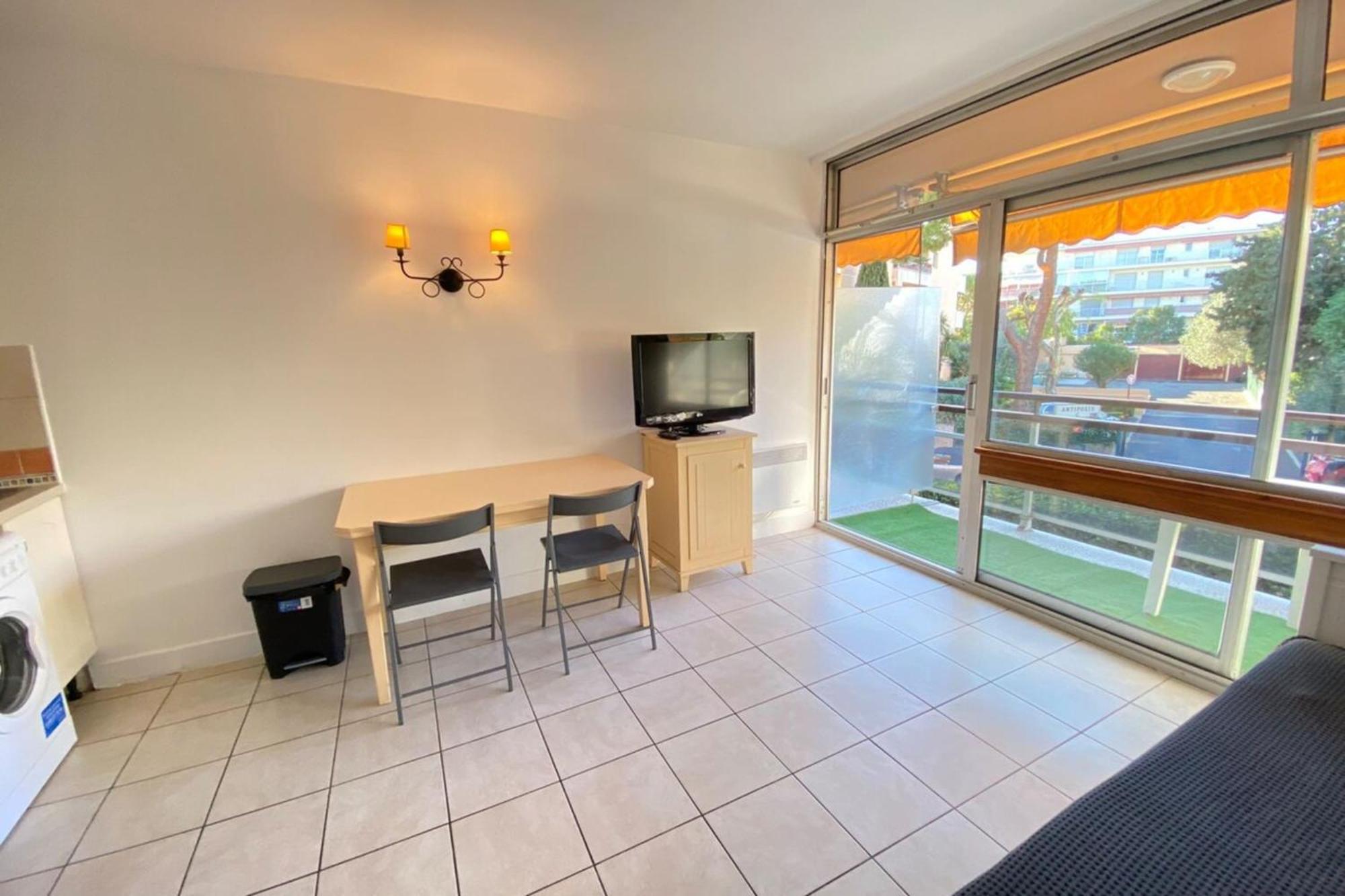 06U - Beautiful Studio In Residence - Swimming Pool And Tennis Court Saint-Laurent-du-Var Eksteriør bilde