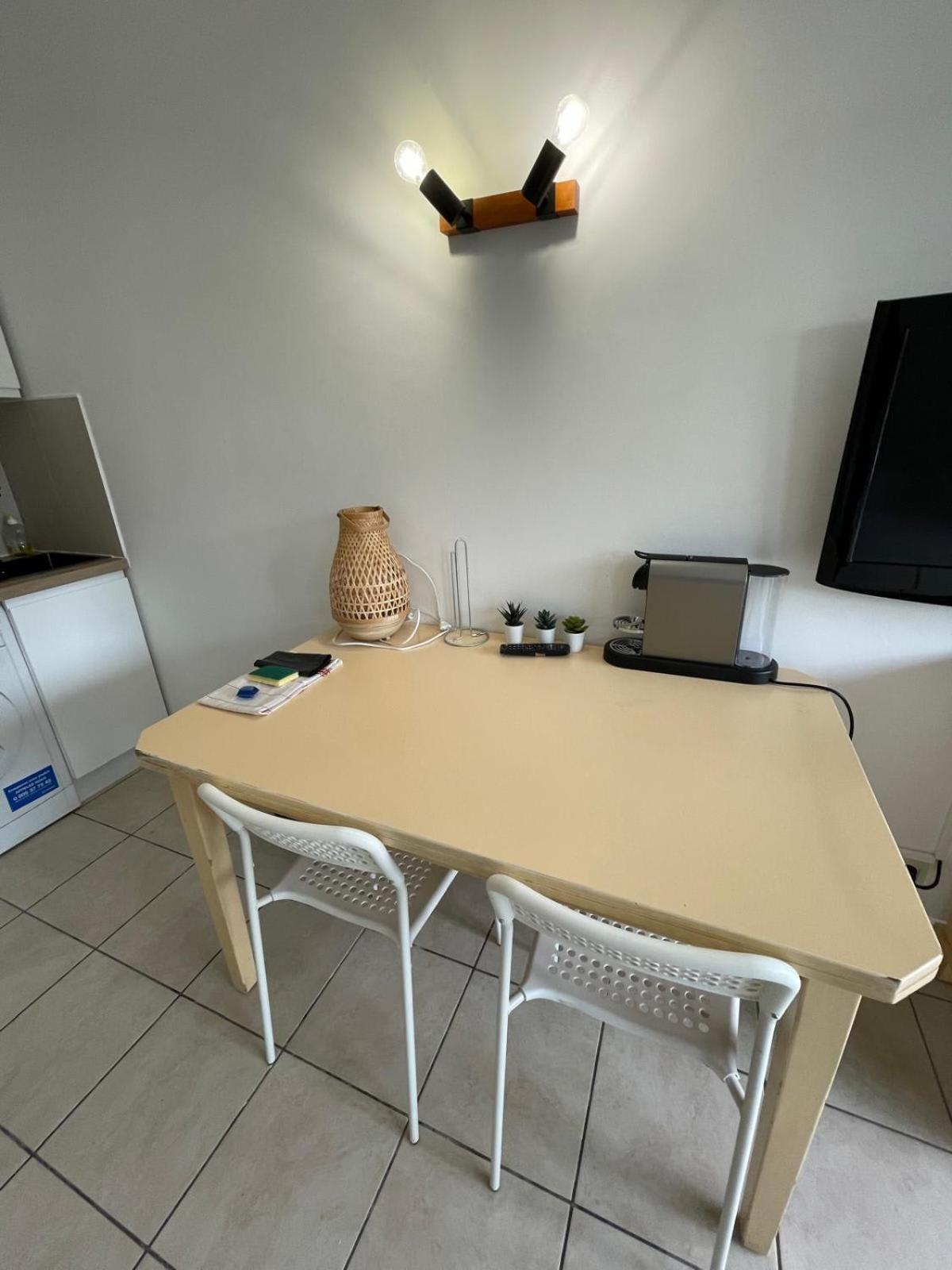 06U - Beautiful Studio In Residence - Swimming Pool And Tennis Court Saint-Laurent-du-Var Eksteriør bilde